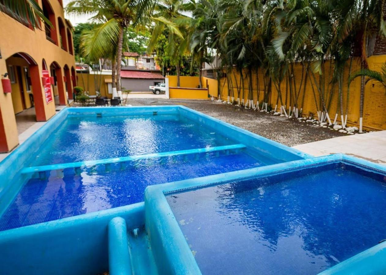 Hotel Cuamatzi Zihuatanejo Bagian luar foto